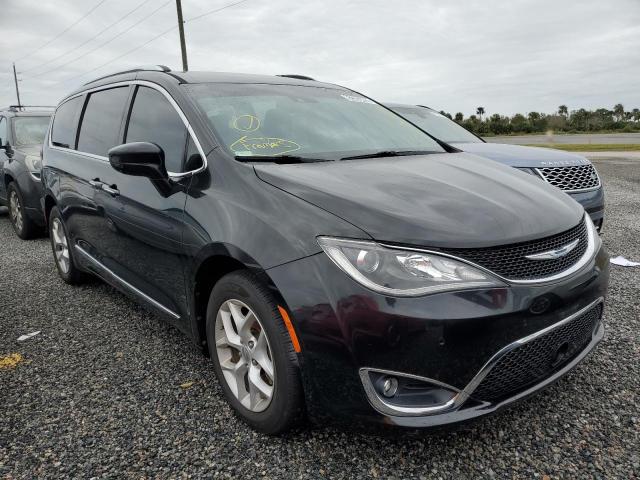 CHRYSLER PACIFICA T 2017 with VIN 2C4RC1EG0HR560161 - Photo from auction