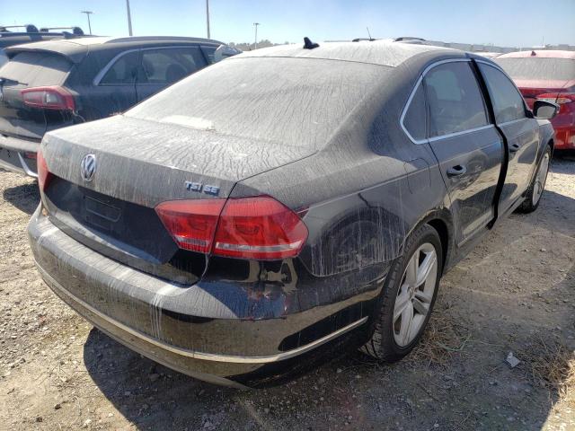 Photo 4 from auction – 2015 VOLKSWAGEN PASSAT SE with VIN 1VWBT7A39FC007275