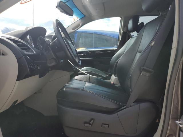 Photo 5 from auction – 2015 CHRYSLER TOWN & COU with VIN 2C4RC1BG6FR661805