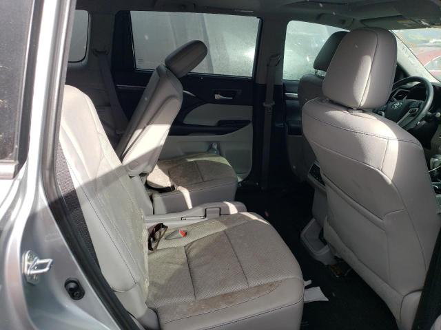 Photo 6 from auction – 2018 TOYOTA HIGHLANDER with VIN 5TDDZRFH0JS871228