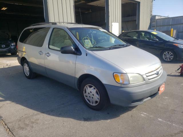 TOYOTA SIENNA CE 2003 with VIN 4T3ZF19C83U532203 - Photo from auction