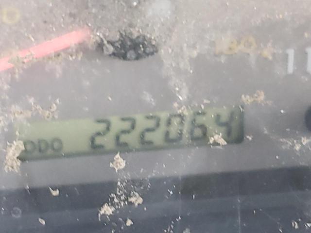 صورة رقم 8 من المزاد - 2002 TOYOTA SEQUOIA SR مع VIN 5TDZT34A02S112591