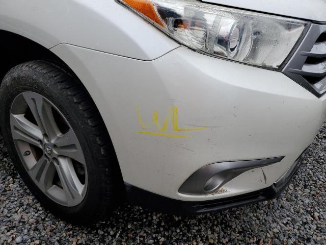 Photo 9 from auction – 2013 TOYOTA HIGHLANDER with VIN 5TDYK3EHXDS125734
