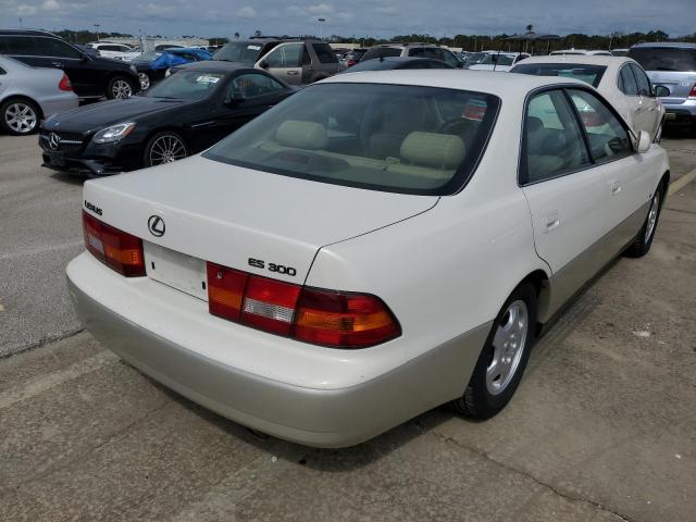 Photo 4 from auction – 1999 LEXUS ES 300 with VIN JT8BF28G8X0214957