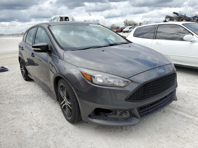 FORD FOCUS ST 2015 with VIN 1FADP3L92FL360683 - Photo from auction