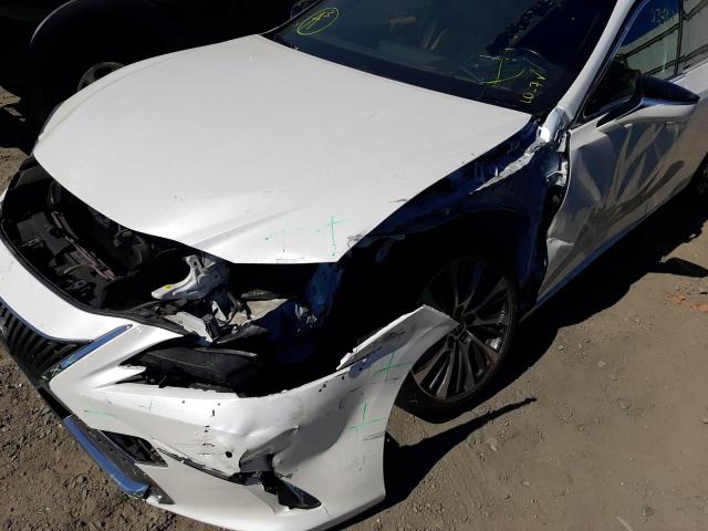 Photo 9 from auction – 2019 LEXUS ES 350 with VIN JTHBZ1B19K2002524