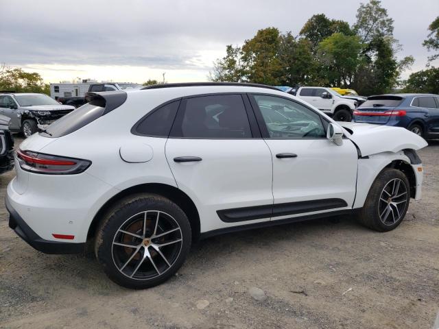 Photo 9 from auction – 2022 PORSCHE MACAN with VIN WP1AA2A55NLB01661