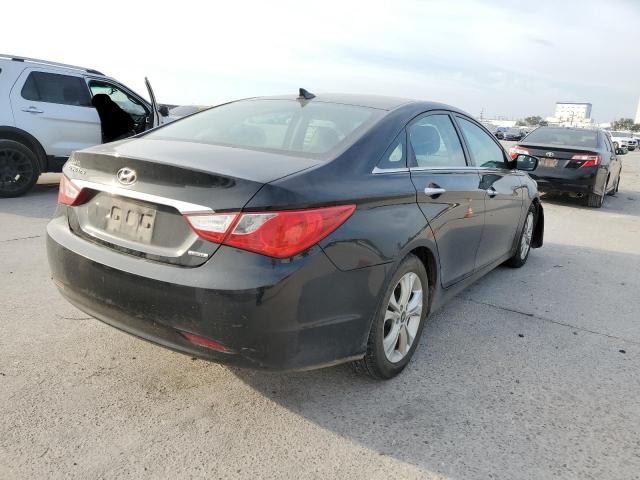 Photo 4 from auction – 2013 HYUNDAI SONATA SE with VIN 5NPEC4AC3DH682393