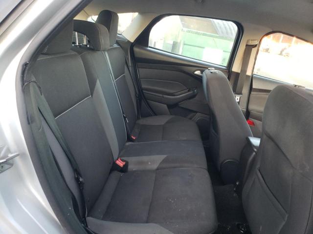 Foto 6 de la subasta – 2014 FORD FOCUS SE con VIN 1FADP3K27EL109693