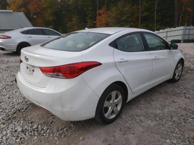 Photo 4 from auction – 2012 HYUNDAI ELANTRA GL with VIN 5NPDH4AE5CH072623