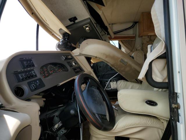 Photo 5 from auction – 2001 PACE MOTORHOME with VIN 1FCNF53SXY0A12134