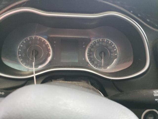 Photo 8 from auction – 2015 CHRYSLER 200 LIMITE with VIN 1C3CCCAB0FN669584