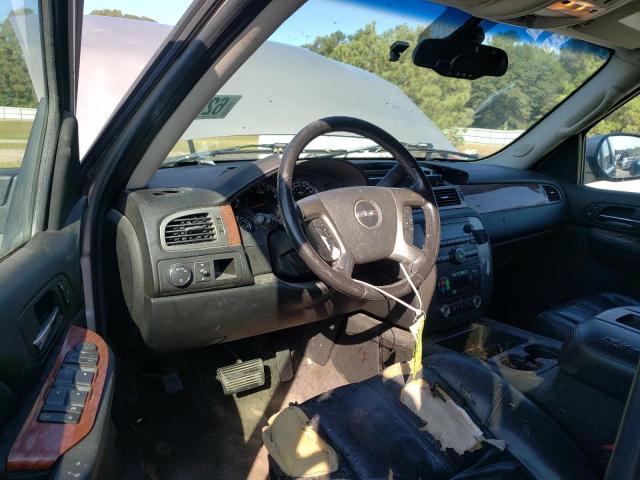 Photo 9 from auction – 2007 GMC YUKON with VIN 1GKFC13097R409109