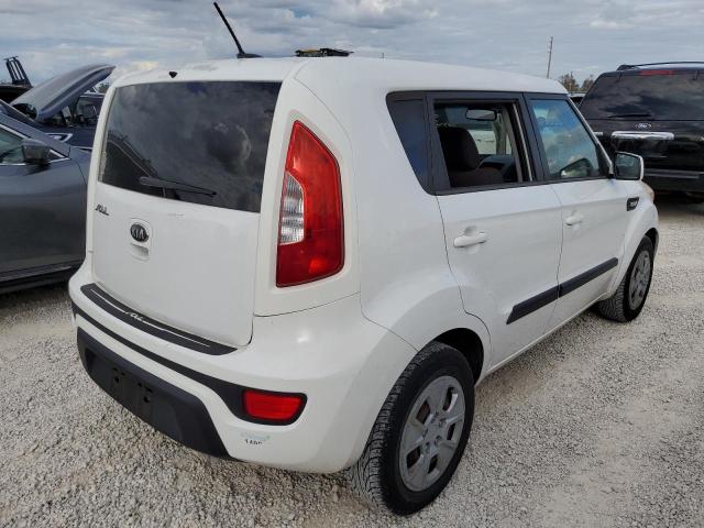 Photo 4 from auction – 2013 KIA SOUL with VIN KNDJT2A56D7572317