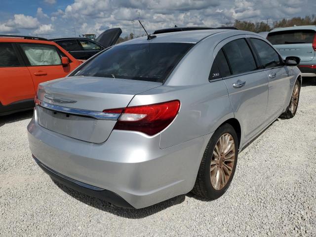 Photo 4 from auction – 2012 CHRYSLER 200 LIMITE with VIN 1C3CCBCB0CN129283