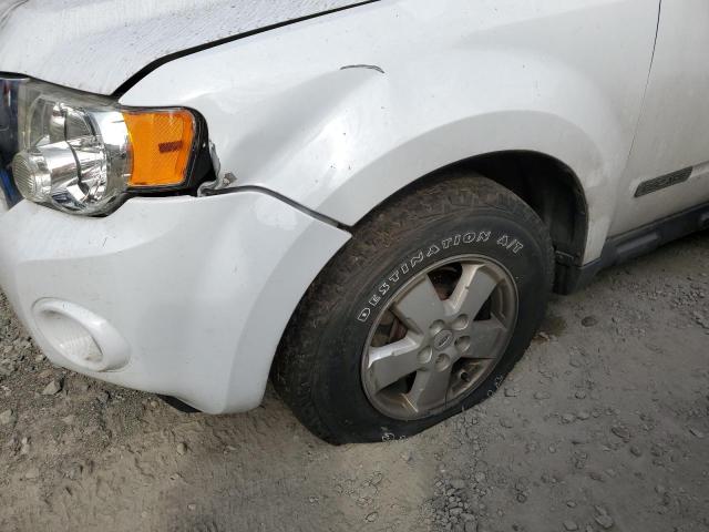Photo 9 from auction – 2008 FORD ESCAPE XLT with VIN 1FMCU93Z38KA77134
