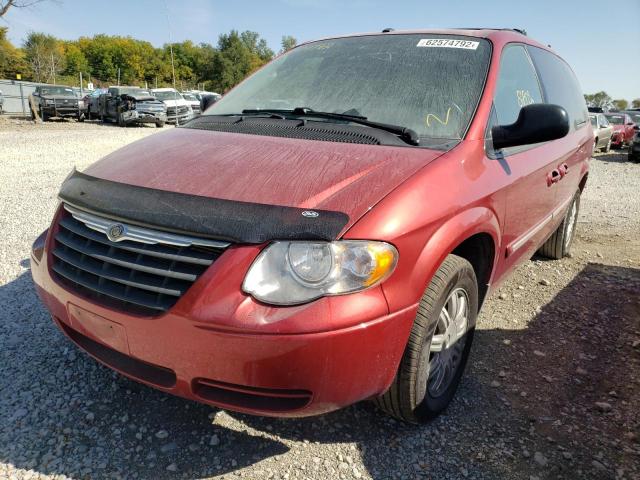 Photo 2 from auction – 2007 CHRYSLER TOWN & COU with VIN 2A4GP54L07R197905