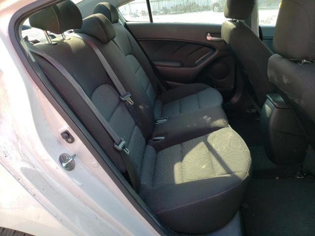Photo 6 from auction – 2017 KIA FORTE LX with VIN 3KPFK4A78HE100051