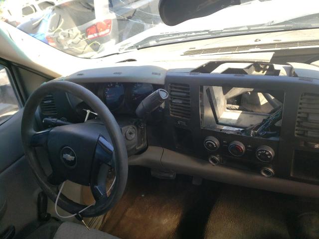 Photo 9 from auction – 2007 CHEVROLET SILVERADO with VIN 1GCEC14C67Z541549