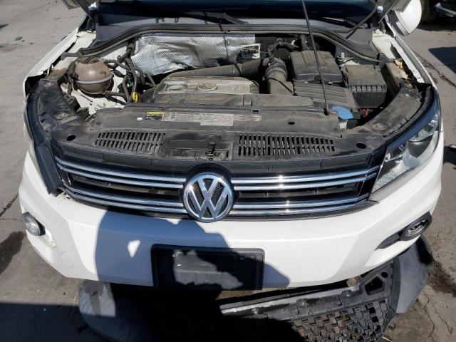 Photo 7 from auction – 2014 VOLKSWAGEN TIGUAN S with VIN WVGAV3AX1EW544591