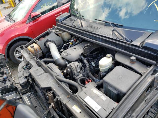 Photo 7 from auction – 2005 HUMMER H2 with VIN 5GRGN23U55H102489
