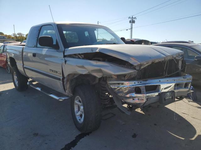 DODGE RAM 1500 2000 with VIN 3B7HF13Z8YG142475 - Photo from auction