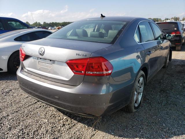 Photo 4 from auction – 2015 VOLKSWAGEN PASSAT SE with VIN 1VWBV7A35FC048545