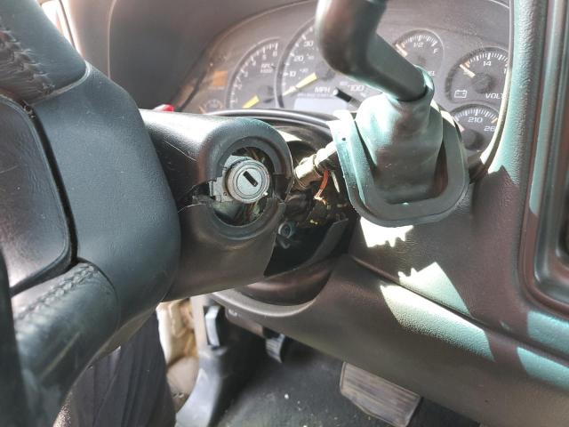 Photo 9 from auction – 2001 CHEVROLET SILVERADO with VIN 1GCHK29U91E132614