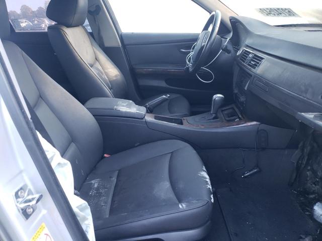 Photo 5 from auction – 2006 BMW 325 XI with VIN WBAVD13506KV13122