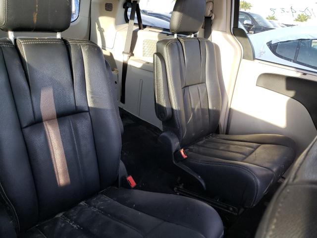 Photo 6 from auction – 2013 CHRYSLER TOWN & COU with VIN 2C4RC1CG6DR537464