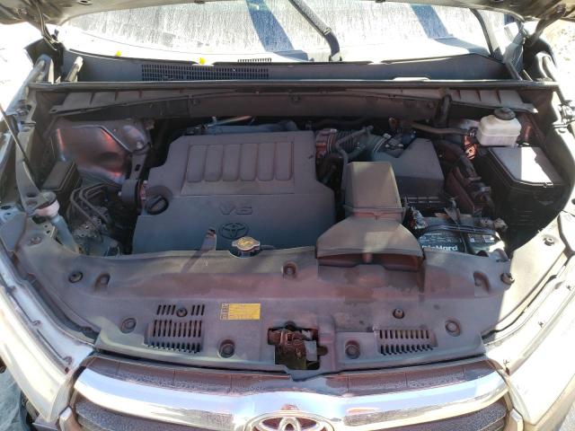 Photo 7 from auction – 2015 TOYOTA HIGHLANDER with VIN 5TDZKRFH6FS057960
