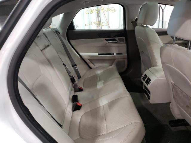 Photo 6 from auction – 2017 JAGUAR XF PRESTIG with VIN SAJBE4BN0HCY46800