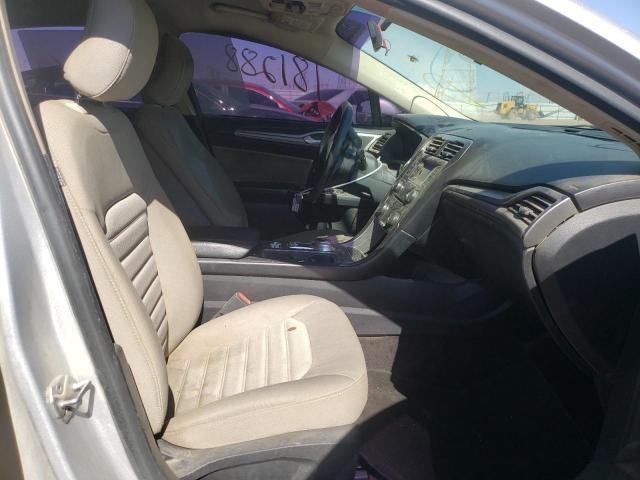 Photo 5 from auction – 2017 FORD FUSION S with VIN 3FA6P0G73HR258958