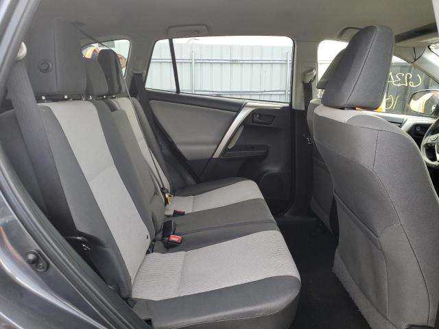 Photo 6 from auction – 2015 TOYOTA RAV4 LE with VIN JTMBFREV9FD131400