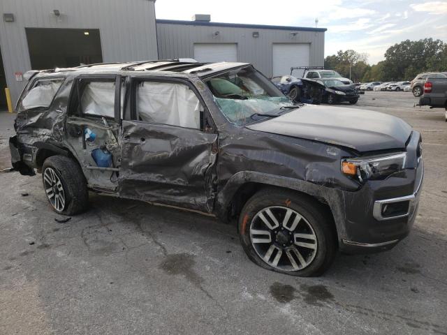 Photo 9 from auction – 2017 TOYOTA 4RUNNER SR with VIN JTEZU5JR3H5160471