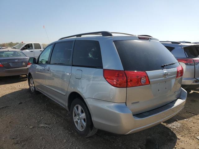 Photo 3 from auction – 2010 TOYOTA SIENNA CE with VIN 5TDKK4CC3AS299157