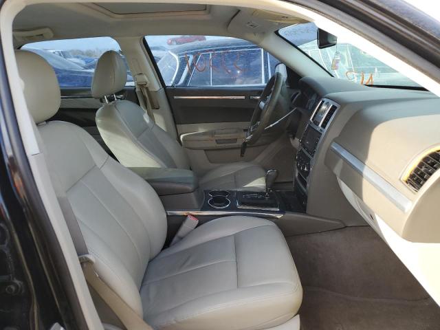 Photo 5 from auction – 2010 CHRYSLER 300 TOURIN with VIN 2C3CA5CV5AH199840
