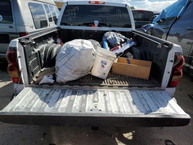 Photo 6 from auction – 2005 CHEVROLET SILVERADO with VIN 1GCEC14TX5Z120592