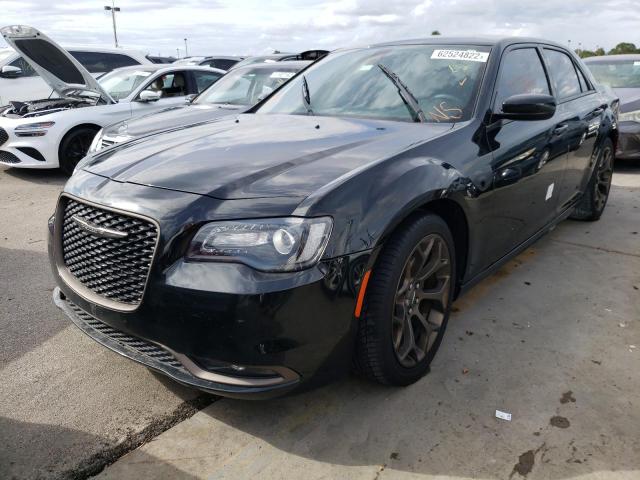 Photo 2 from auction – 2016 CHRYSLER 300 S with VIN 2C3CCABG0GH313516