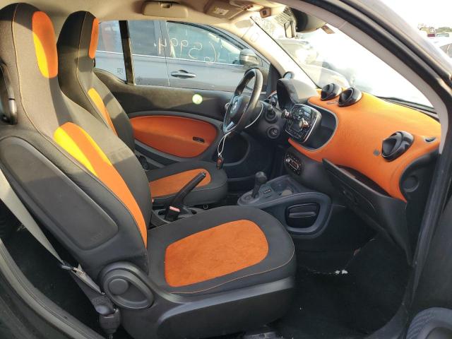 Photo 5 from auction – 2016 SMART FORTWO with VIN WMEFJ5DA5GK060654
