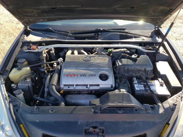 Photo 7 from auction – 2003 LEXUS ES 300 with VIN JTHBF30GX36007527