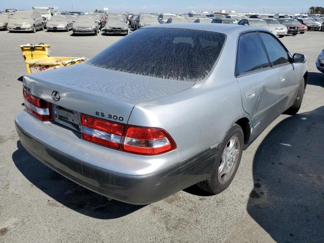Photo 4 from auction – 2000 LEXUS ES 300 with VIN JT8BF28G7Y5097635