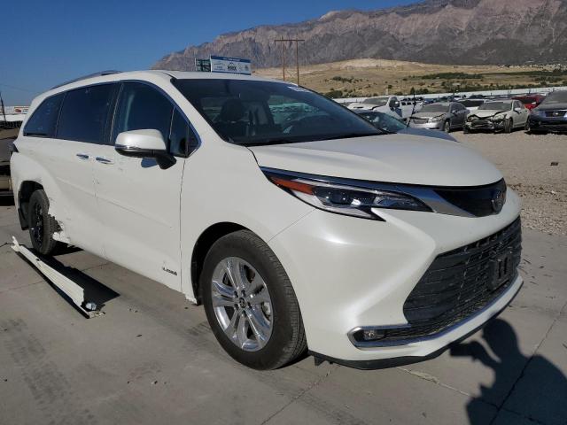 TOYOTA SIENNA LIM 2021 with VIN 5TDESKFC0MS015789 - Photo from auction