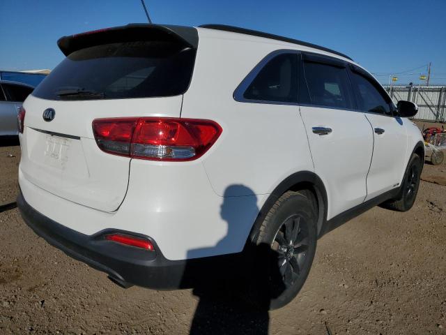 Photo 4 from auction – 2018 KIA SORENTO LX with VIN 5XYPGDA54JG407679