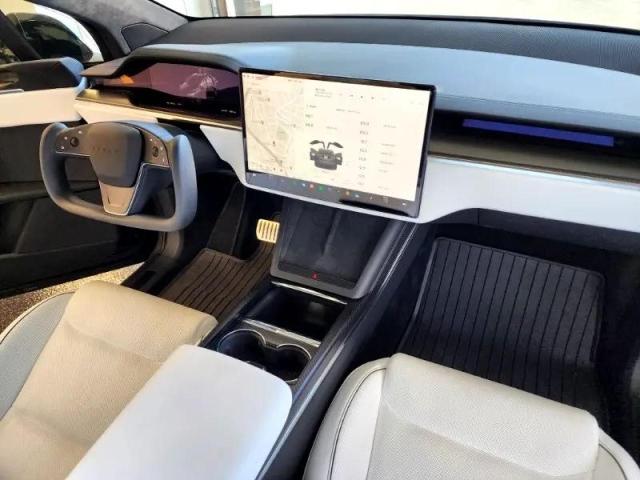 Photo 5 from auction – 2022 TESLA MODEL X with VIN 7SAXCBE63NF333030