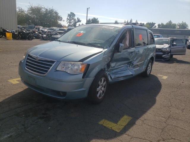 Photo 2 from auction – 2010 CHRYSLER TOWN & COU with VIN 2A4RR5D17AR266145