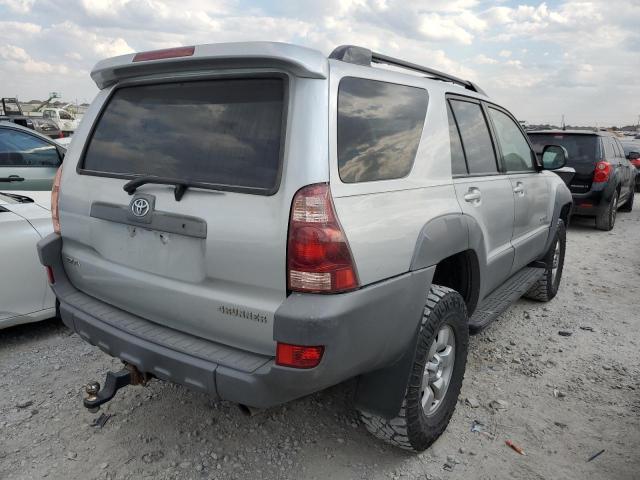 Photo 4 from auction – 2003 TOYOTA 4RUNNER SR with VIN JTEBT14R130009319