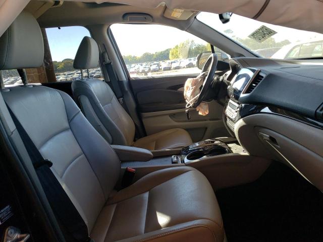 Photo 5 from auction – 2017 HONDA PILOT TOUR with VIN 5FNYF6H99HB047452