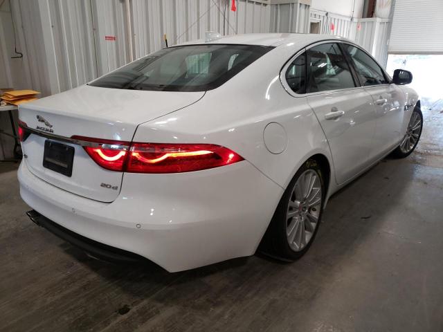 Photo 4 from auction – 2017 JAGUAR XF PRESTIG with VIN SAJBE4BN0HCY46800