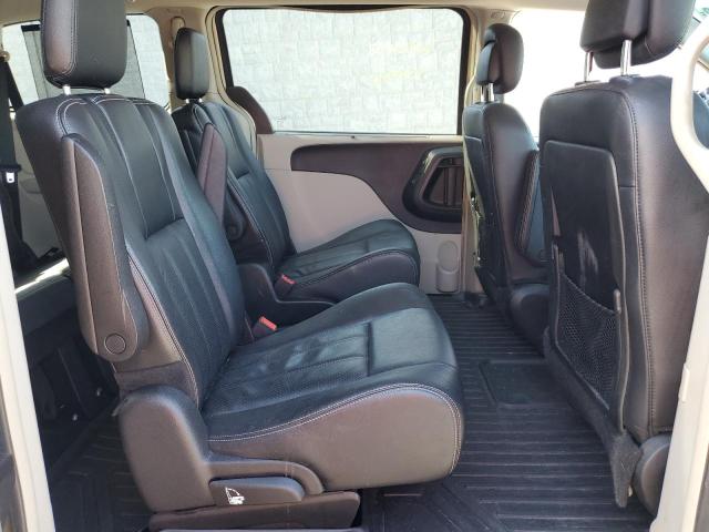 Photo 6 from auction – 2014 CHRYSLER TOWN & COU with VIN 2C4RC1CG9ER169055
